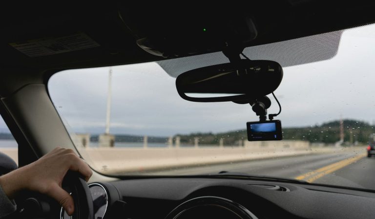 Dashcam per auto: la migliore telecamera per la sicurezza